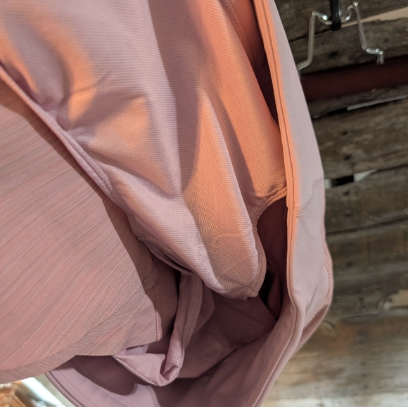 NWT Athleta Run With It Textured 3.5" Shorts - Picture 8 of 10